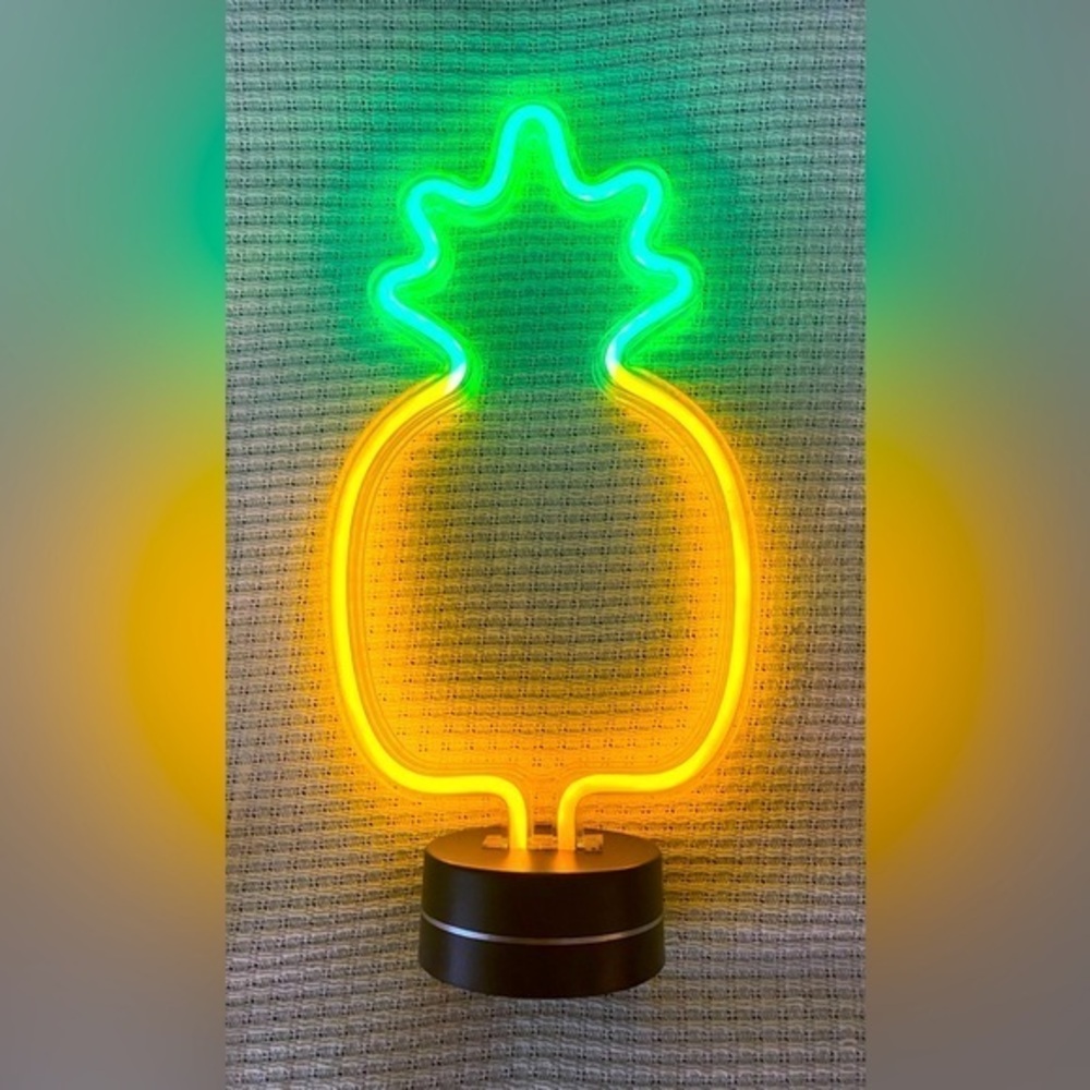 LUMI Neon LED Pineapple Decorative Light